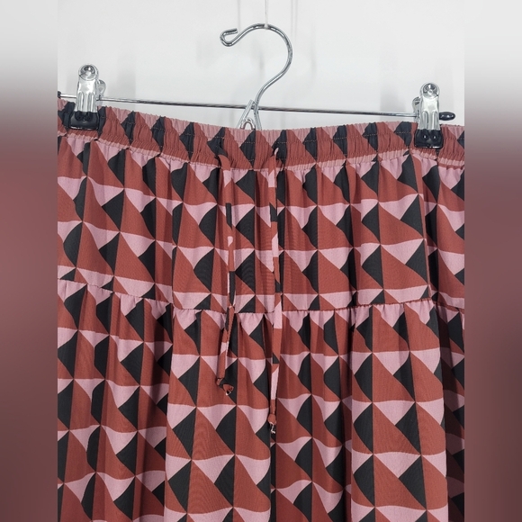 Pashmina maxi skirt Size M geometric print tiered - Picture 2 of 4